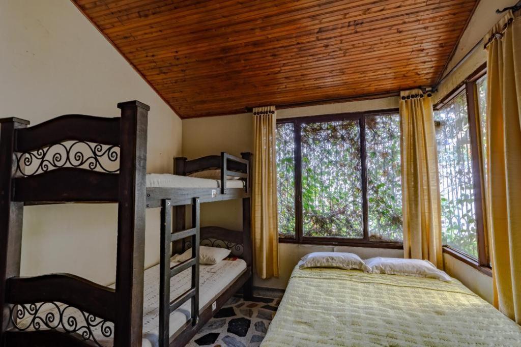 Casa En Llamas Armenia  Esterno foto